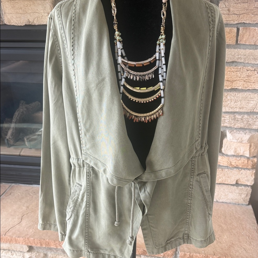Max Jeans Sage Utility Jacket - Picture 2 of 4